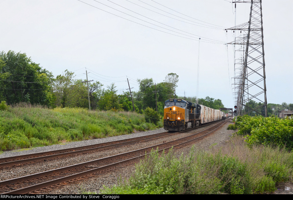 Long View of CSX  I 032